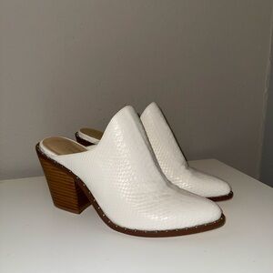 Chinese Laundry white heels